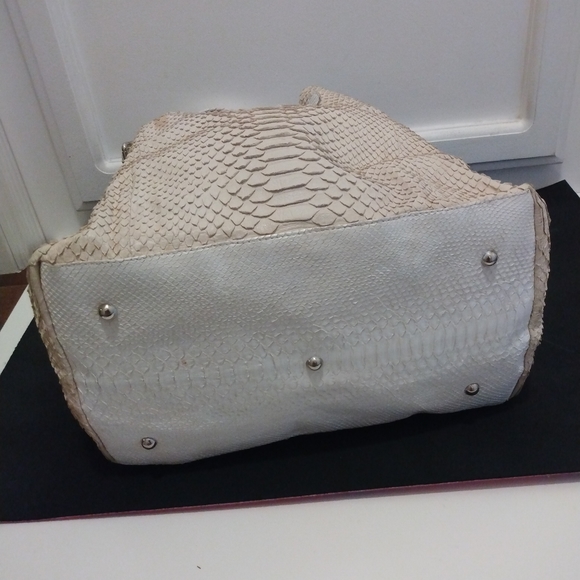 Vero Pitone Albino Python Snake Skin Handbag - Picture 2 of 10